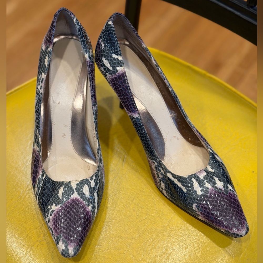 Multicolor Snakeskin Pattern Heels - image 1